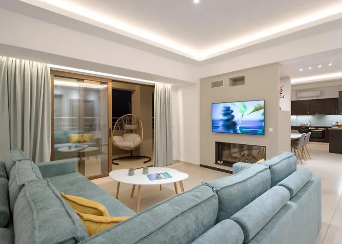 Overview Chania With Sea View And Amazing Sunset Apartment